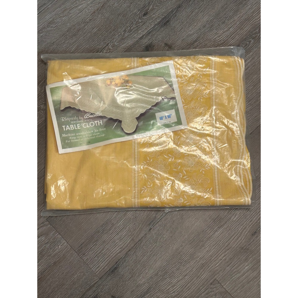 Bucilla Rhapsody Vintage Gold Yellow Textured Vinyl Tablecloth Floral 60x90 NWT